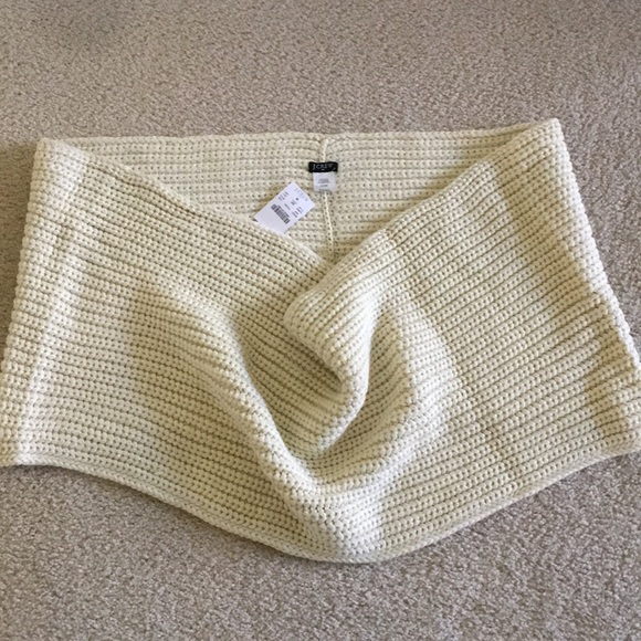 J. Crew Metallic-ribbed Chunky Knit Infinity Scarf - Picture 4 of 6